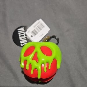 Poison Apple Pocketbac Bath And Body Works Sanitizer Holder Keychain Evil Queen